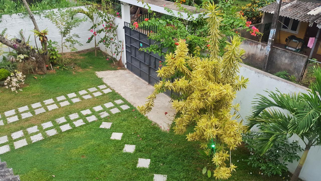Villa Happy Home Bentota Kültér fotó